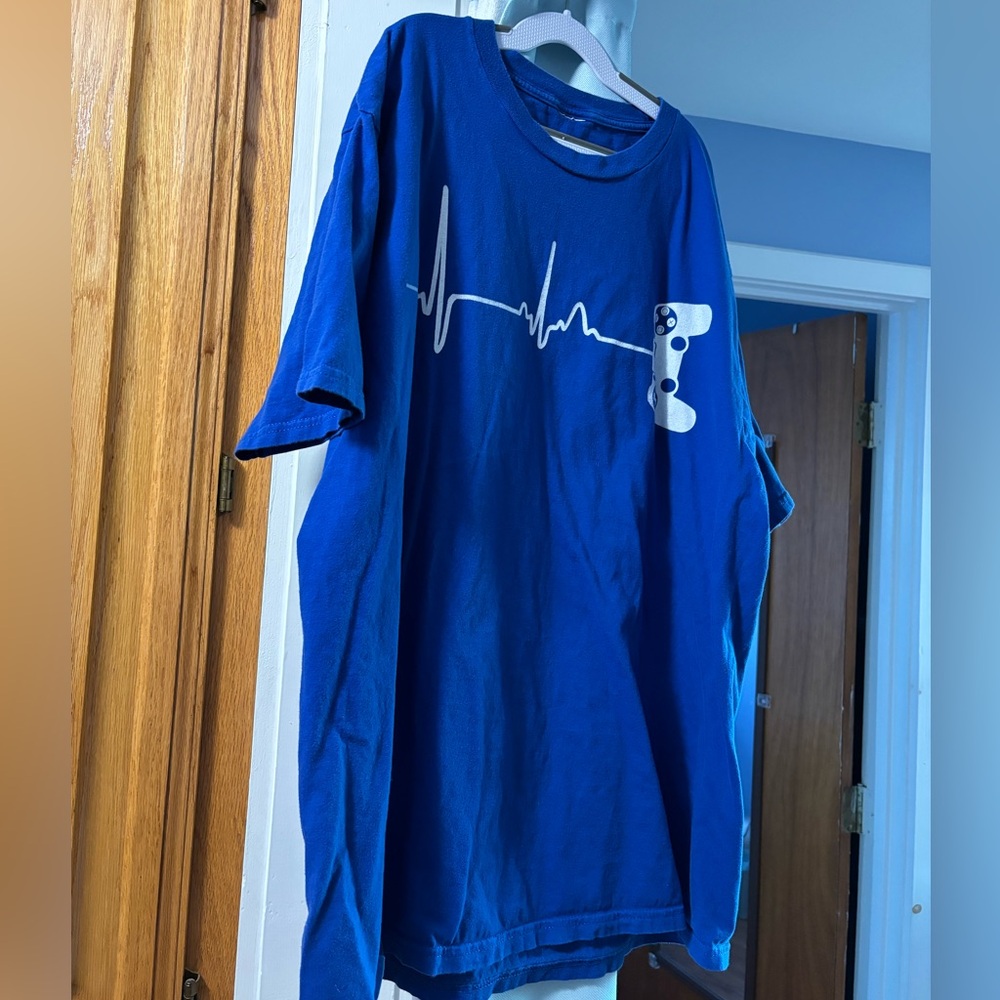 Blue Graphic Short Sleeve Tee